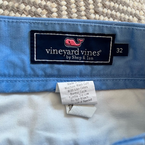Vineyard Vines Shorts - Picture 5 of 5